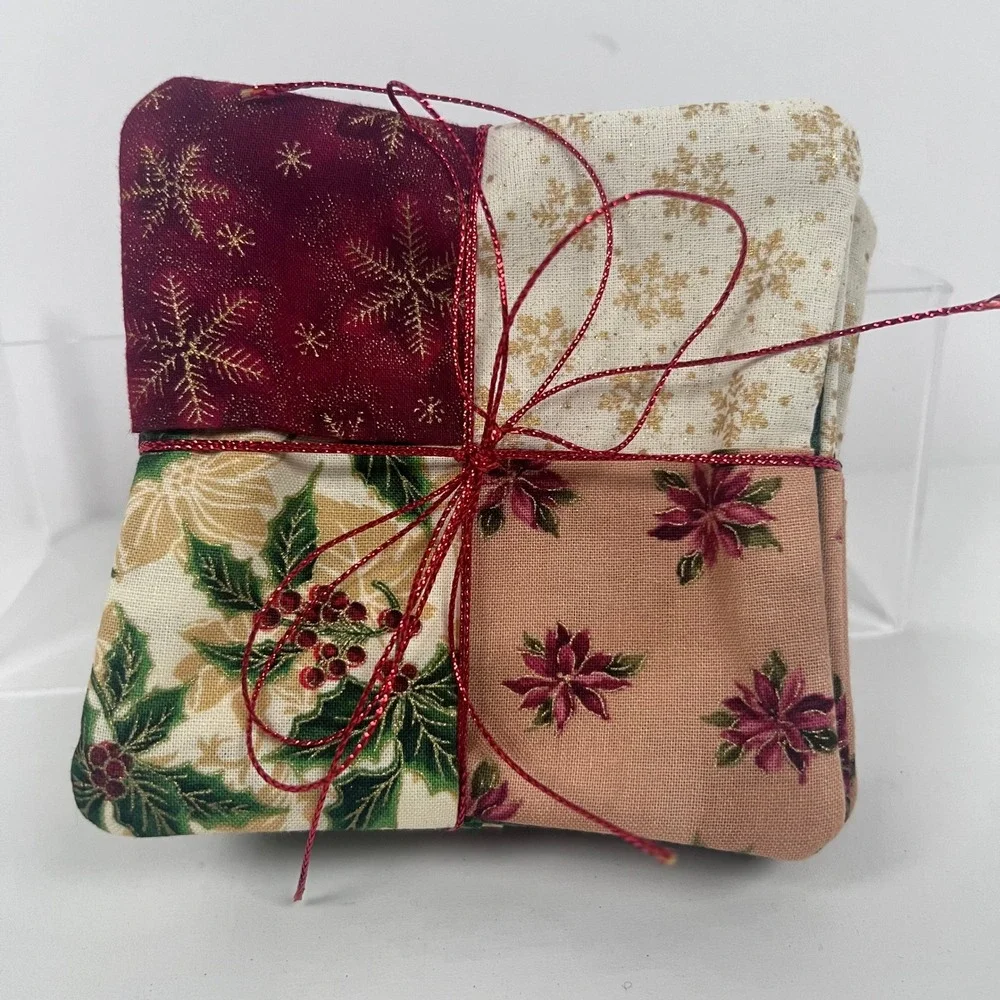 Handmade Christmas Patchwork Coasters Set of‎ 4 Poinsettia Holly Snowflake